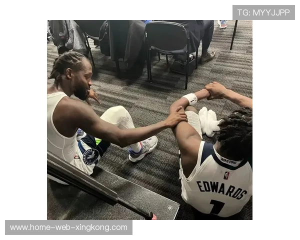 爱德华兹冲击力全面释放,明尼苏达压制对方外线