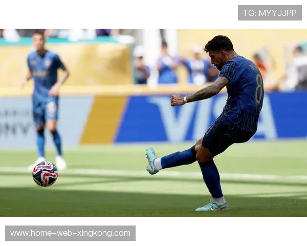 皇马点球冷静命中，球队关键时刻表现沉着