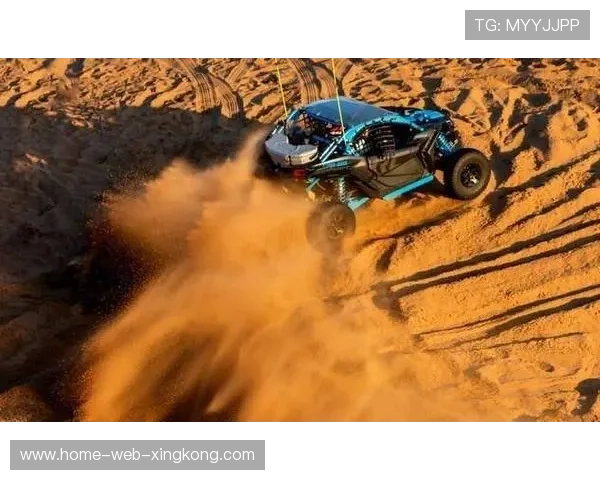 沙漠越野摩托冲坡成功挑战高难度